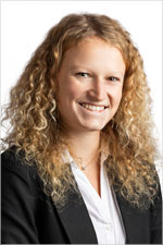 Anna KARLINGER, LLB. oec.